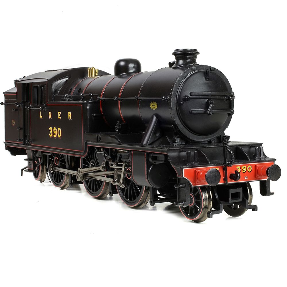 Bachmann Europe plc LNER V3 Tank 390 LNER Lined Black